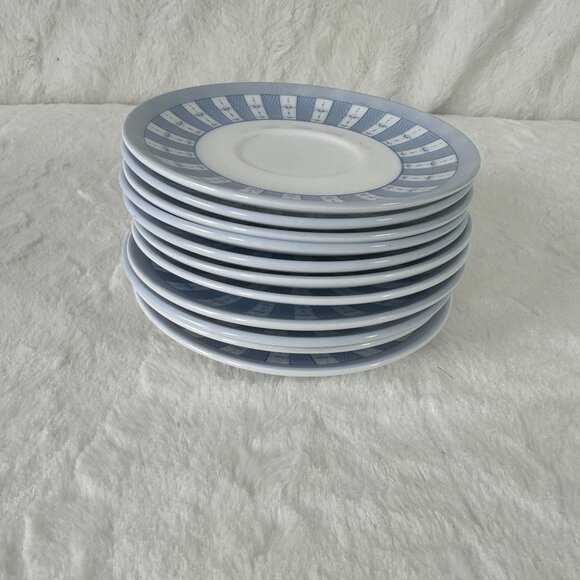 Martha Stewart Everyday Garden Trellis Blue & White Saucer Plate - Picture 6 of 7